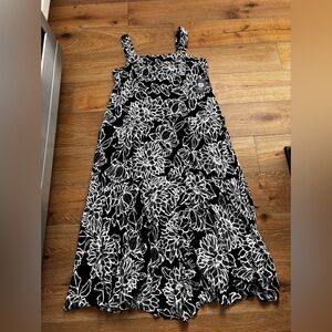 Vince Camuto Plus size Black Floral Maxi Dress